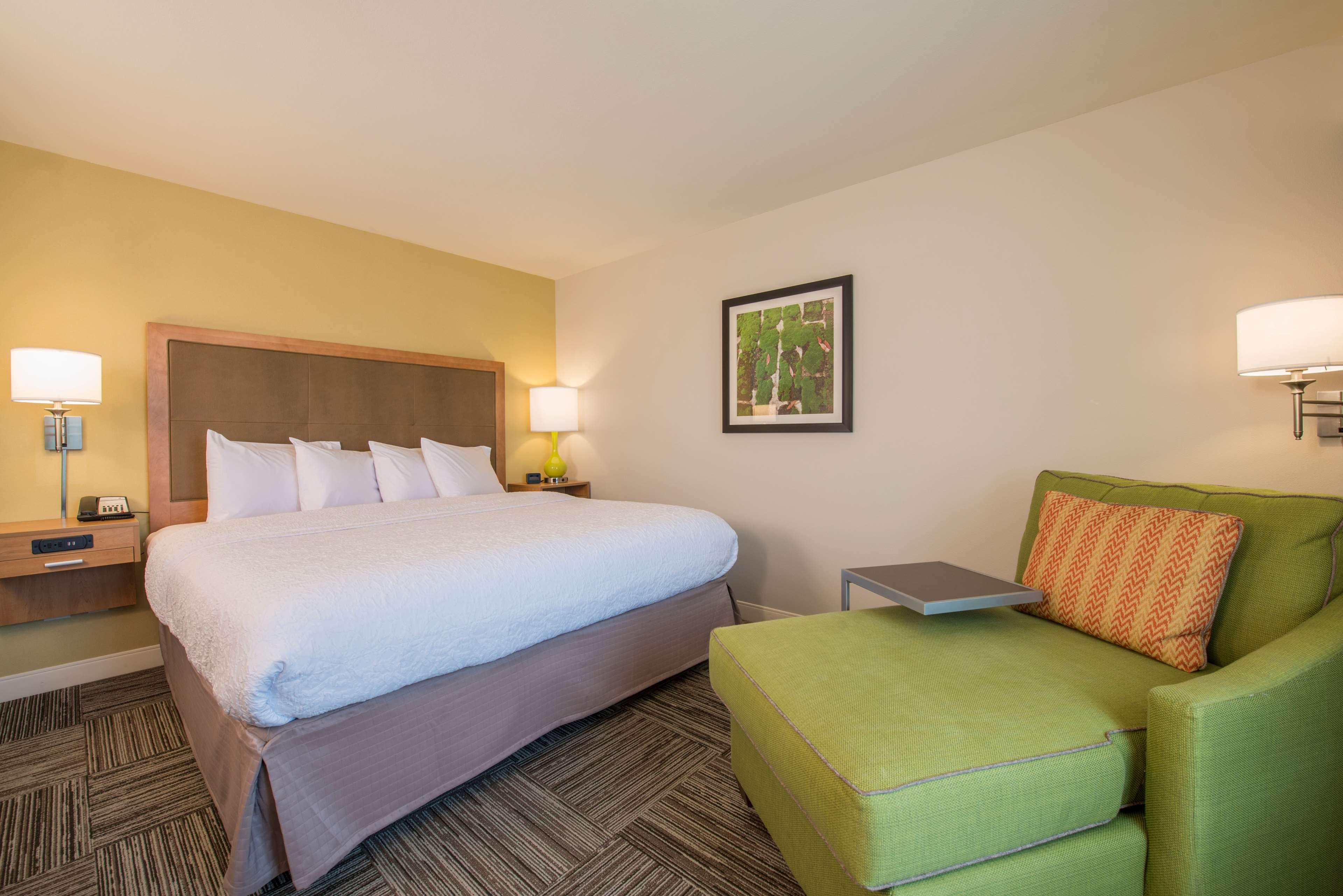 Hampton Inn וויינסבורו מראה חיצוני תמונה